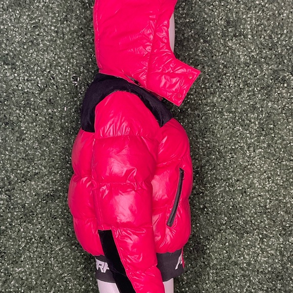 Black Pyramid Artic Expedition Puffer Coat - Picture 7 of 10